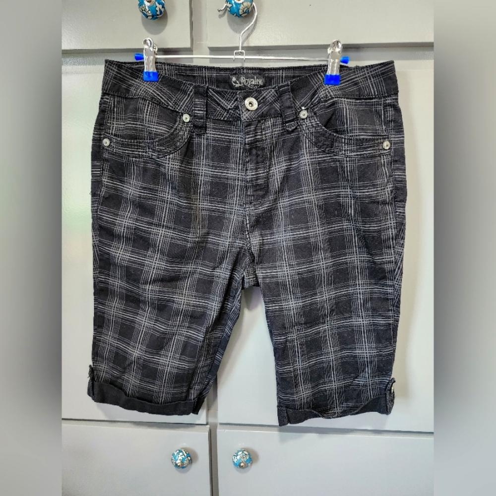 Royalty By YMI Black and Grey Plaid Shorts, 12
